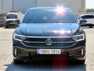 폭스바겐 제타 1.5 TSI 프레스티지 2024년 7월 35,782km 중고차