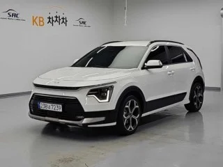 기아 니로 시그니처 2024년 12월 21,000km 중고차